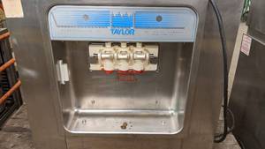 lot 234 image: Taylor Soft Serve Ice Cream Machine