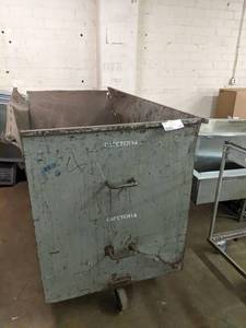 lot 226 image: Commercial Aluminum Garbage Tilt Truck-74 x 41 x 49