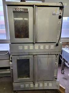 lot 106 image: Blogett Oven 72 x 32 x 38