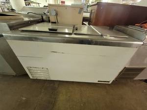 lot 83 image: True THDC-8 Ice cream Dipping Cabinet 54 x 30.5 x 33.5