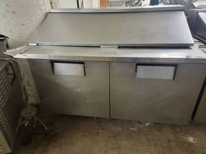 lot 96 image: True Commercial Refrigerated Double Door Sandwich Prep Table Buffet- TSSU-60-24 60 x 34 x 46