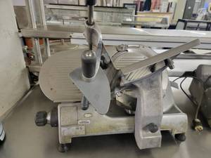lot 260 image: Hobart Commercial Slicer