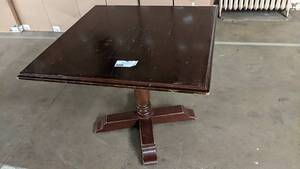 lot 47 image: Beautiful Wooden Dining Table 36 x 29 x 36