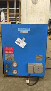 lot 229 image: Comercial Glycol Machine-Banner Power Pack for Beer Draft Systems