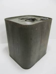 lot 39 image: Large Vintage US NAVY Metal Can