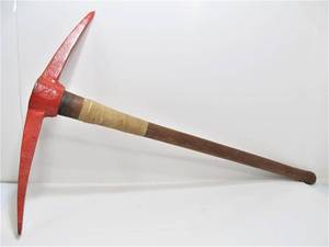 lot 49 image: Old Vintage Railroad Pickaxe - CMStP&ampP Railroad