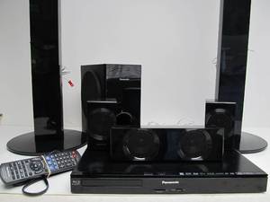lot 79 image: Working PANASONIC & 3D Blu-Ray Home Theater System wTower Speakers