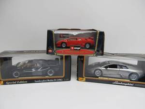 lot 106 image: 3 Diecast Metal Lamborghinis 