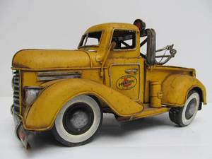 lot 124 image: Vintage Style Rustic Metal SHELL Oil Truck