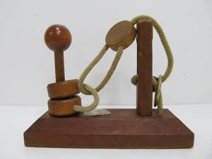 lot 93 image: Vintage Wooden Puzzle Toy