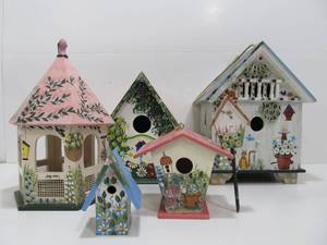 lot 208 image: Group of Unused Hand Painted Bird Houses