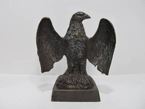 lot 237 image: Nicely Detail Cast Bronze Eagle Statue