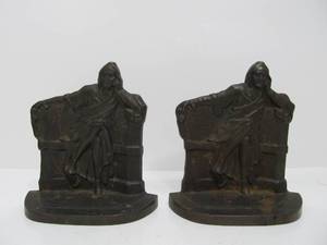 lot 239 image: Vintage 1930s Pair of Iron Bookends - Dante Alighieri 