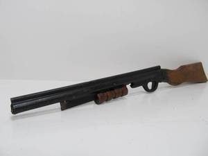 lot 246 image: Vintage Wyandotte All-Metal Pop Gun Toy