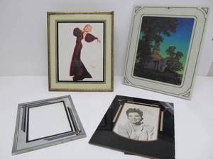 lot 256 image: Group Vintage 1930s-40s Reverse Painted Deco Glass Frames