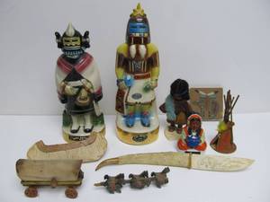 lot 259 image: Group of Assorted Vintage Native American Items Decor etc
