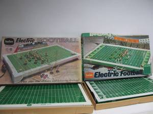 lot 290 image: 2 Vintage Electric Football Games