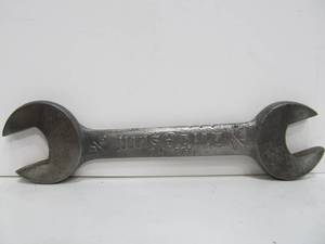 lot 302 image: Lot of 4 Antique Wrenches