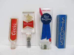 lot 305 image: 4 Vintage 1960s-70s AcrylicLucite Bear Tap Handles