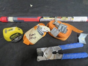 lot 28 image: FISH EASE PLUS MORE