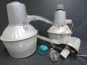 lot 33 image: 2 OUTDOOR LIGHTS.  PHOTO EYE