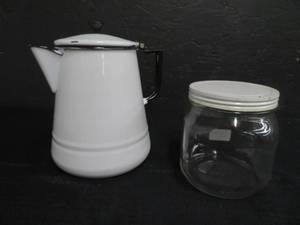 lot 63 image: VINTAGE CLEAR JAR AND ENAMEL COFFEE POT