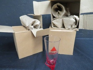 lot 76 image: 12 NEWUNUSED BASS GLASSES