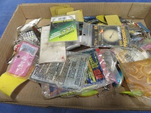 lot 94 image: NEW  USED TACKLE & TACKLE BOX