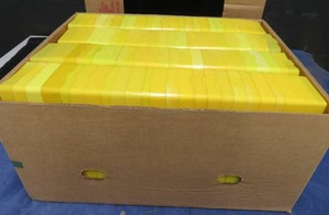 lot 113 image: 300 SMALL YELLOW CONTAINERS