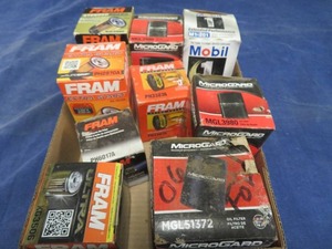 lot 128 image: OIL FILTERS