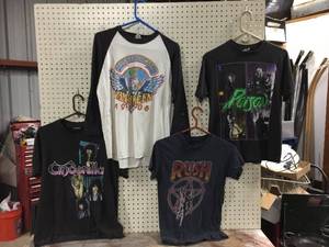 lot 6 image: 4 Vintage Rock-N-Roll 1980s T-Shirts