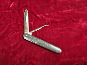 lot 30 image: Vintage Sterling Pocket Knife