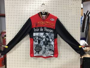 lot 37 image: Reviwear The Three Stooges Cycling Shirt