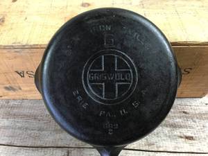 lot 56 image: Griswold #6 Cast Iron Skillet