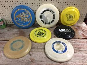 lot 62 image: Vintage Frisbees