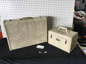 lot 81 image: Vintage Samsonite Streamlite Hardside Luggage
