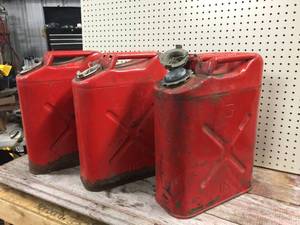 lot 112 image: 3 Vintage Gerry Fuel Cans