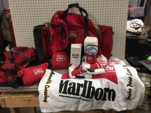 lot 148 image: Group Marlboro Collectable Gear - Bag -Towels