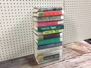 lot 176 image: Danielle Steel Hardcover Books