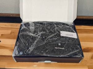 Norwell Womens Heated Vest wBattery Pack, Black, Medium