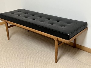 lot 4 image: Mid Century Faux Leather Bench