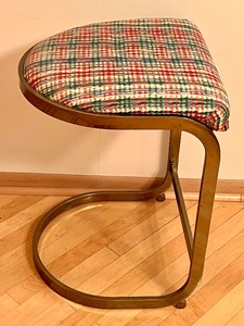 lot 19 image: Contemporary Brass Stool