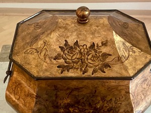 lot 53 image: Decorative Covered Metal Container