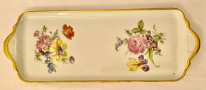 lot 107 image: Variety of Vintage Floral Serving Pieces