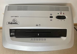 lot 130 image: Fellowes Paper Shredder