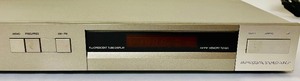 lot 143 image: Magnavox AMFM Digital Stereo Tuner