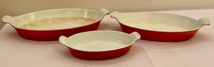 lot 160 image: Le Creuset Nesting Casserole Dishes
