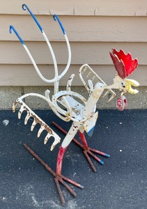 lot 173 image: Cock-a-Doodle Doo Metal Rooster Art