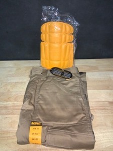 DEWALT Mens 34 in. W x 33 in. L Tan PolyesterCottonElastane Stretch WorkPant with Knee Pad. See Pictures