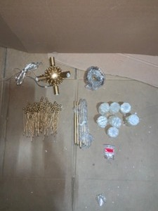 Uolfin Modern Gold Sputnik Bedroom Chandelier, 6-Light Dining Room Island Pendant Light Fixture with Flower Glasses. See Pictures